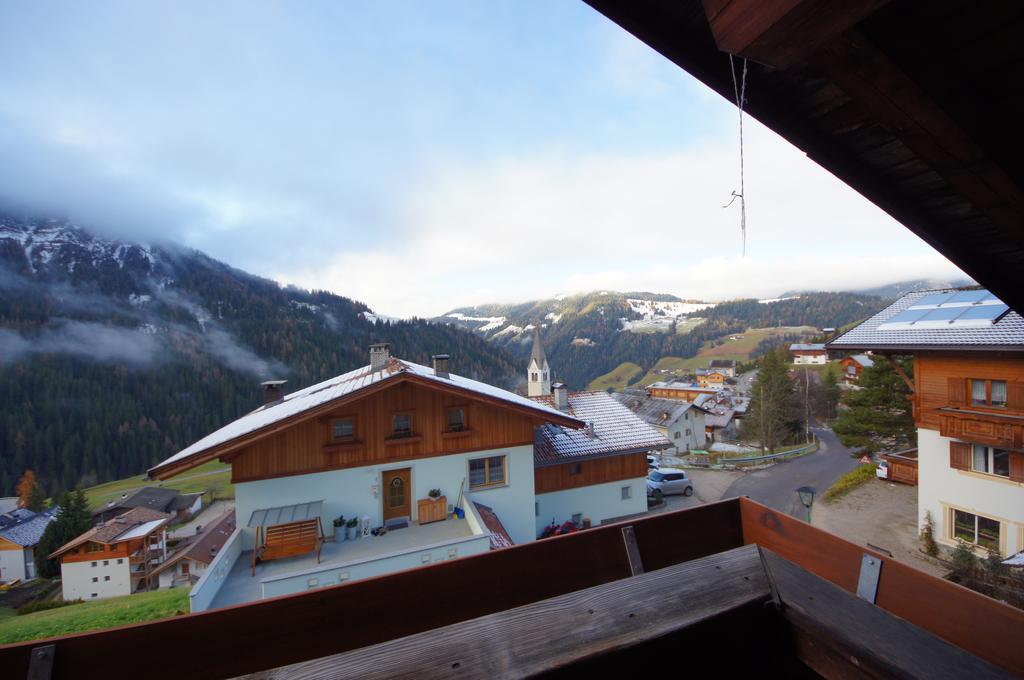Ciasa Complojer Apartamento La Valle Exterior foto