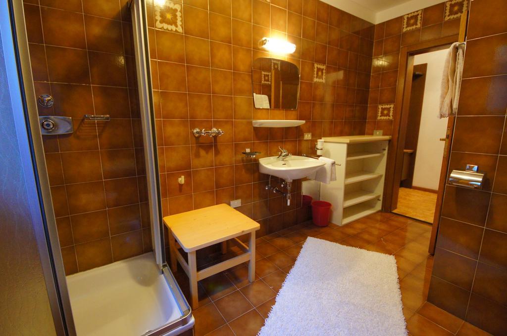 Ciasa Complojer Apartamento La Valle Exterior foto